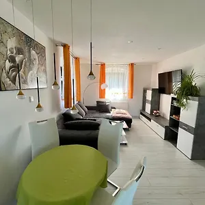 Ferien- Und Businesswohnung Relax Im Ersten Stock Apartment Sonnen